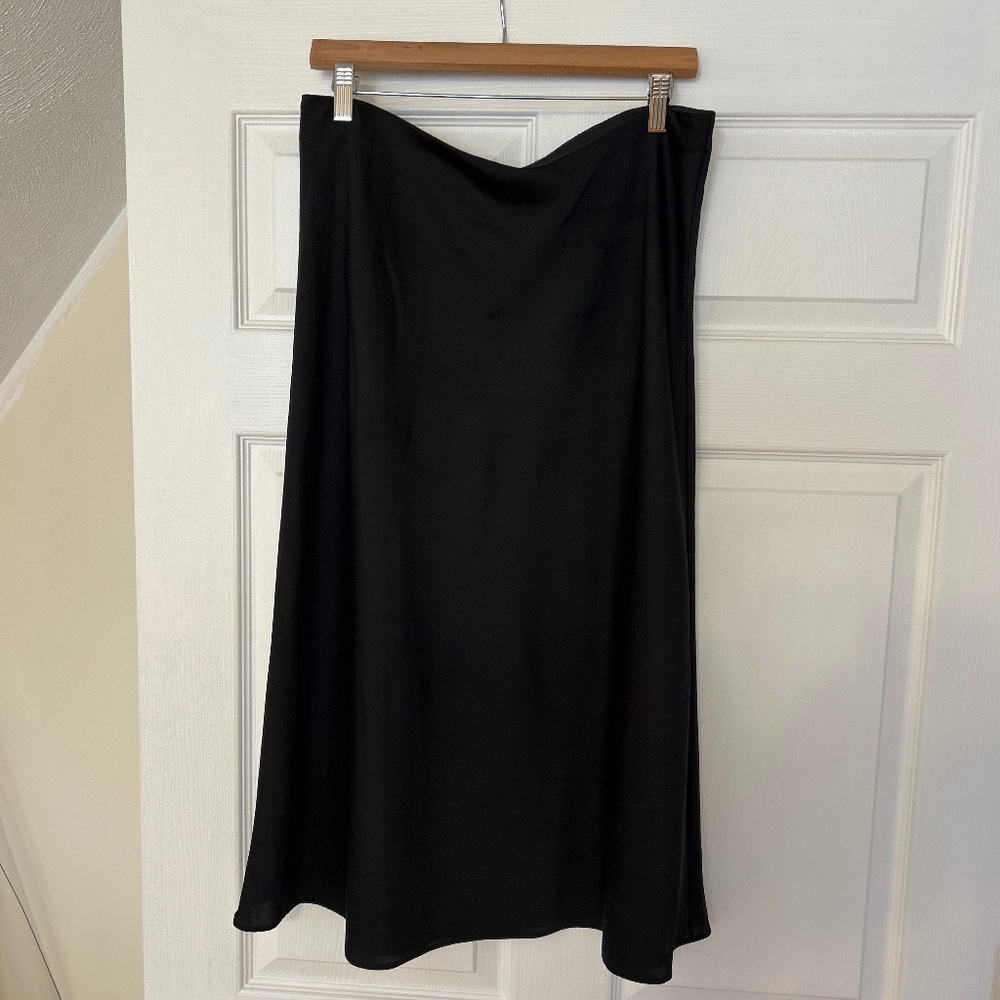 J Crew Women’s high waisted silk skirt